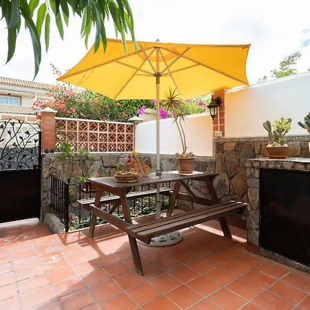 Duplex With Pool Ferienhaus